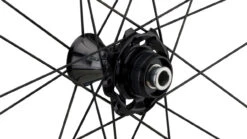 Campagnolo® Bora WTO 45 Carbon Disc Center Lock 28" Laufradsatz -Bicicleta Verkäufe 2024 322909