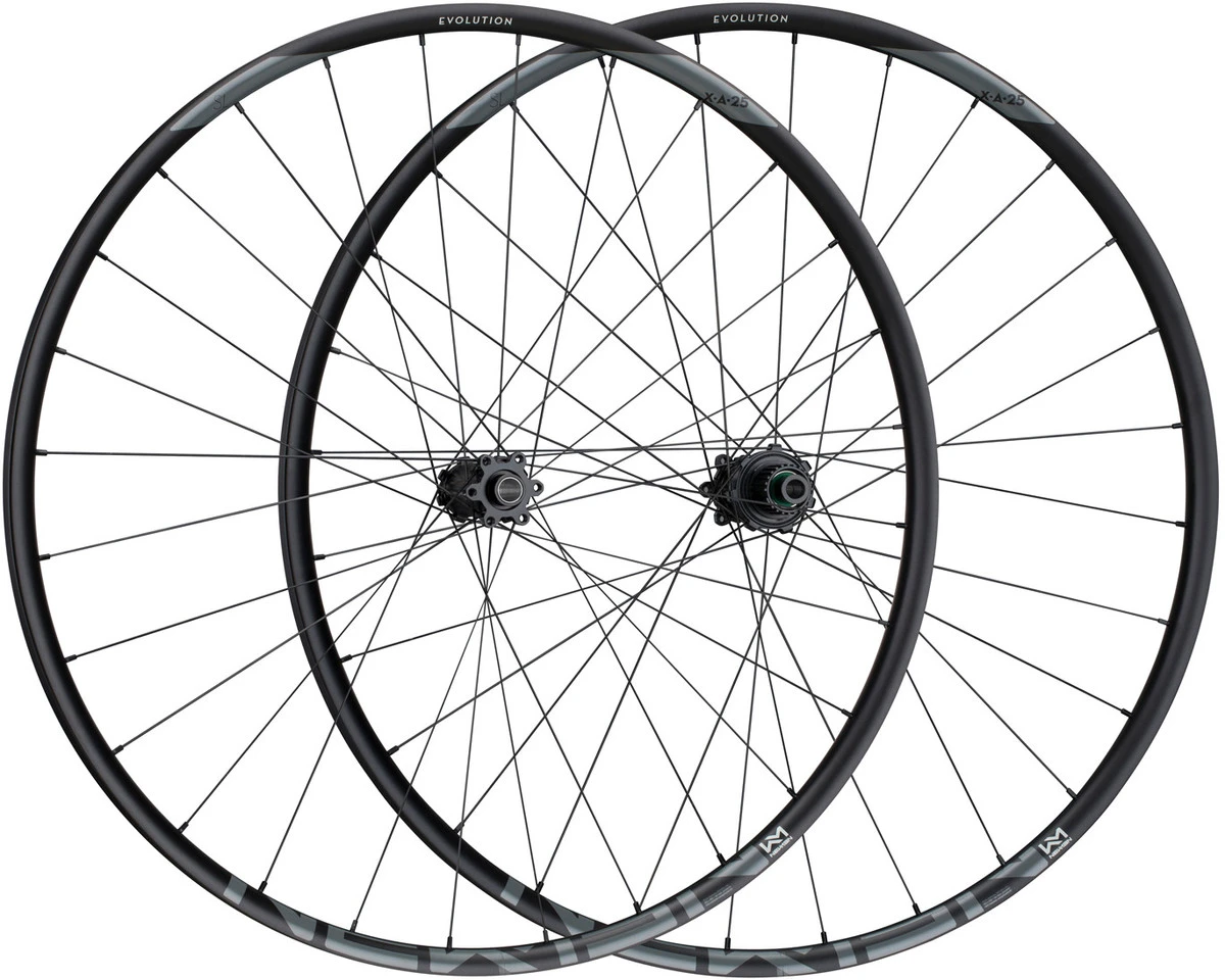 Newmen Evolution SL X.A.25 FADE Boost Disc 6-Loch 27,5" Laufradsatz 3 Newmen Evolution SL X.A.25 FADE Boost Disc 6-Loch 27,5" Laufradsatz