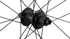 Shimano WH-MT620-TL-B Disc Center Lock 27,5" Laufradsatz 13 Shimano WH-MT620-TL-B Disc Center Lock 27,5" Laufradsatz -Bicicleta Verkäufe 2024 340029