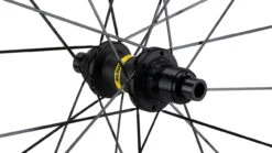 Mavic Cosmic SL 32 Disc Center Lock Carbon Laufradsatz -Bicicleta Verkäufe 2024 379691