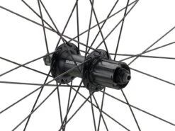 Urban Acera V-Brake DT Swiss 535 28" Laufradsatz 19 Urban Acera V-Brake DT Swiss 535 28" Laufradsatz -Bicicleta Verkäufe 2024 396793