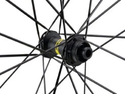 Mavic Cosmic SLR 65 Disc Center Lock Carbon Laufradsatz -Bicicleta Verkäufe 2024 409300