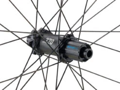 Dt-swiss H 1900 SPLINE 27,5" 30 Boost Disc 6-Loch Hybrid Laufradsatz 13 Dt-swiss H 1900 SPLINE 27,5" 30 Boost Disc 6-Loch Hybrid Laufradsatz -Bicicleta Verkäufe 2024 412802