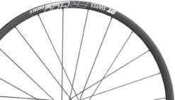 Dt-swiss PR 1400 DICUT 21 Disc Center Lock 28" Laufradsatz 13 Dt-swiss PR 1400 DICUT 21 Disc Center Lock 28" Laufradsatz -Bicicleta Verkäufe 2024 437083