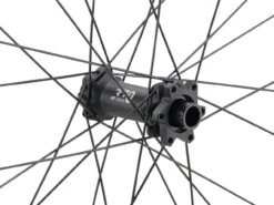 Dt-swiss E 1900 SPLINE 30 Boost Disc 6-Loch 29" Laufradsatz -Bicicleta Verkäufe 2024 490303