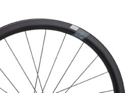 Dt-swiss ERC 1400 DICUT 35 Carbon Disc Center Lock 27,5" Laufradsatz 14 Dt-swiss ERC 1400 DICUT 35 Carbon Disc Center Lock 27,5" Laufradsatz -Bicicleta Verkäufe 2024 494643